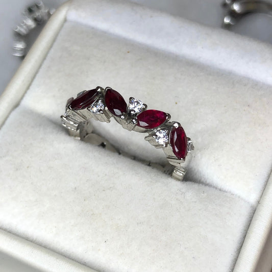 Mozambique Ruby - 925 Sterling Silver - Ring