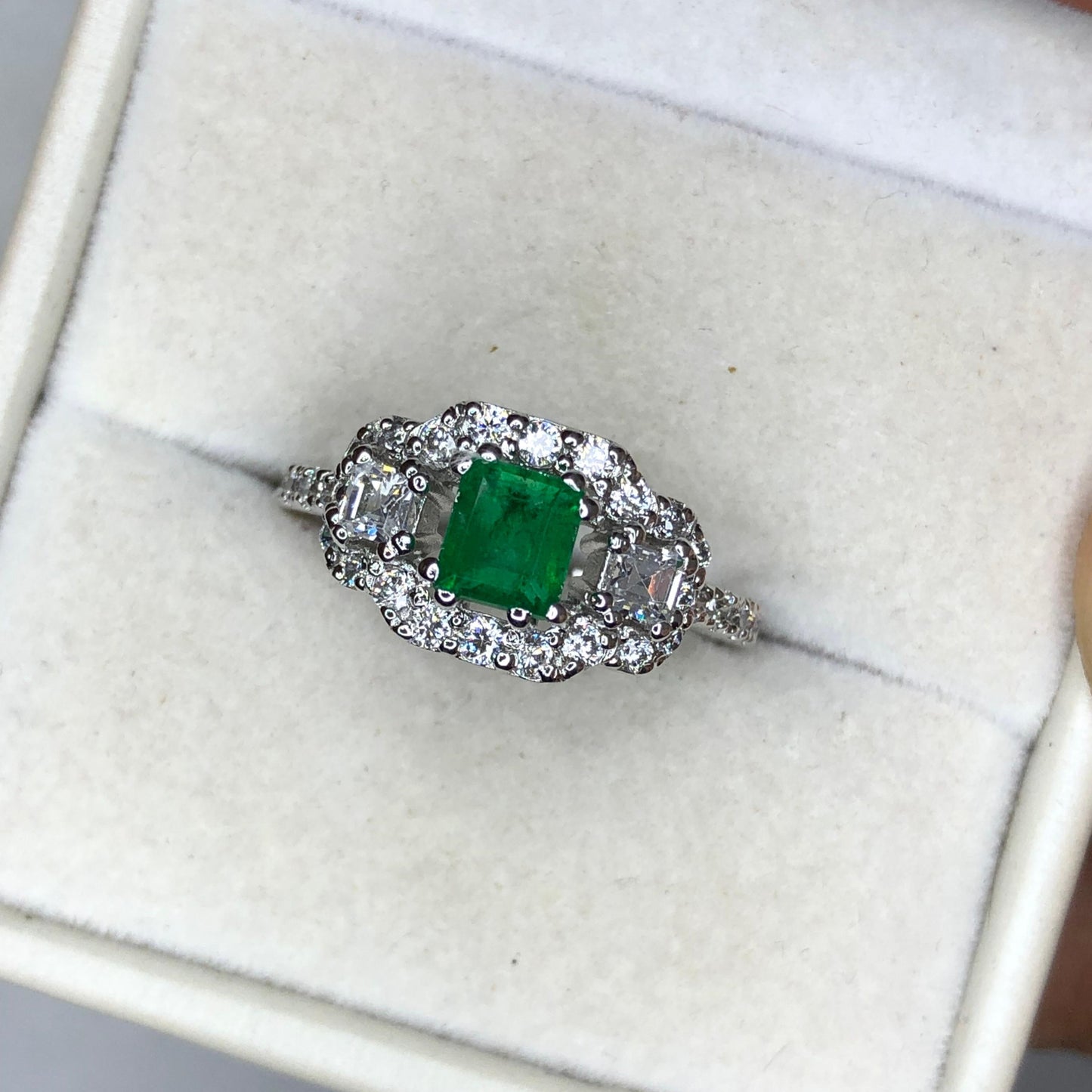 Zambian Emerald - 925 Sterling Silver - Ring