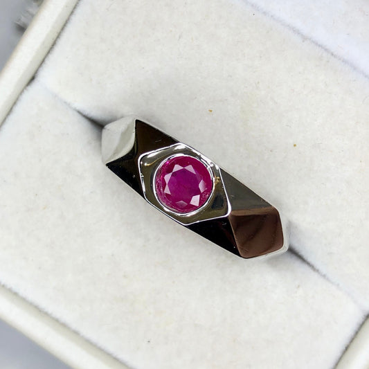 Afghanistani Ruby - 925 Sterling Silver- Stone Ring