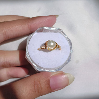 Small Pearl - Water Cultured - Ring