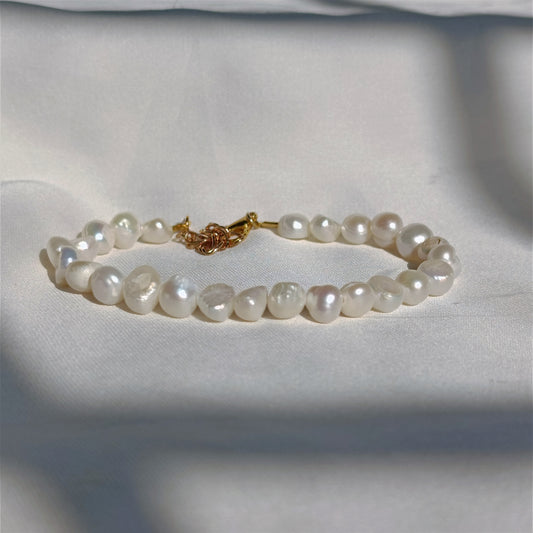 Water Culture Pearl Bracelet!