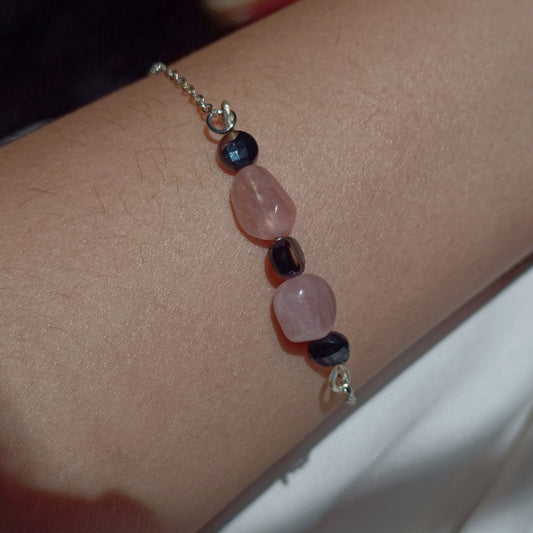 Rose Quartz and Black onyx  - Tumbled - Stone Bracelet